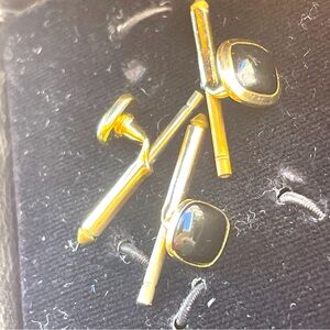 Set Of 3  Retro Black Onyx Gold Tone Vintage SWANK Formal Tux Shirt Studs